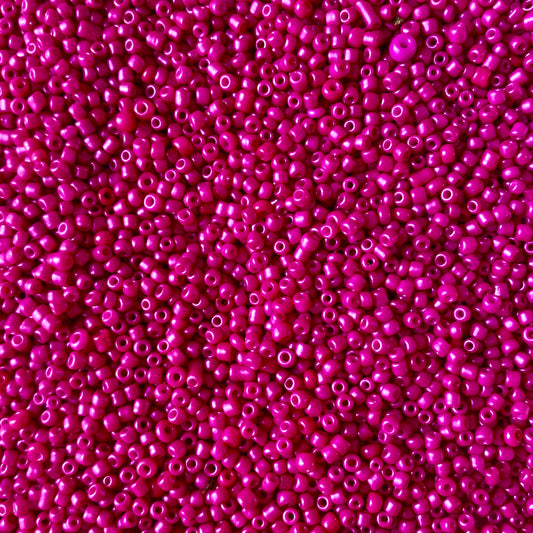 perle de rocaille rose nacré 2mm, fourniture pour la création de bijoux, latelierdeperles.fr, l'atelier des perles, loisirs créatifs